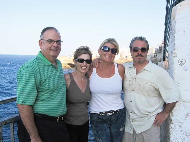 Vincitorio’s sends loyal customers to Italy